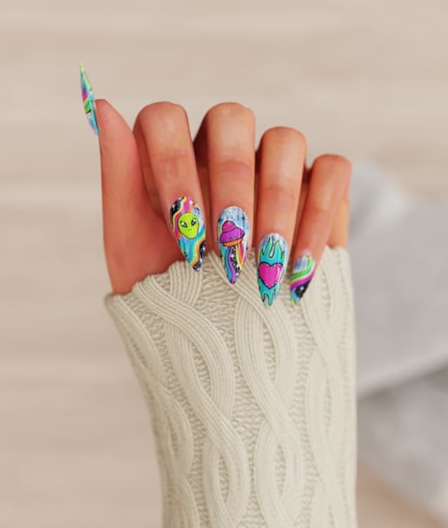 Маникюр Outsider Nails
